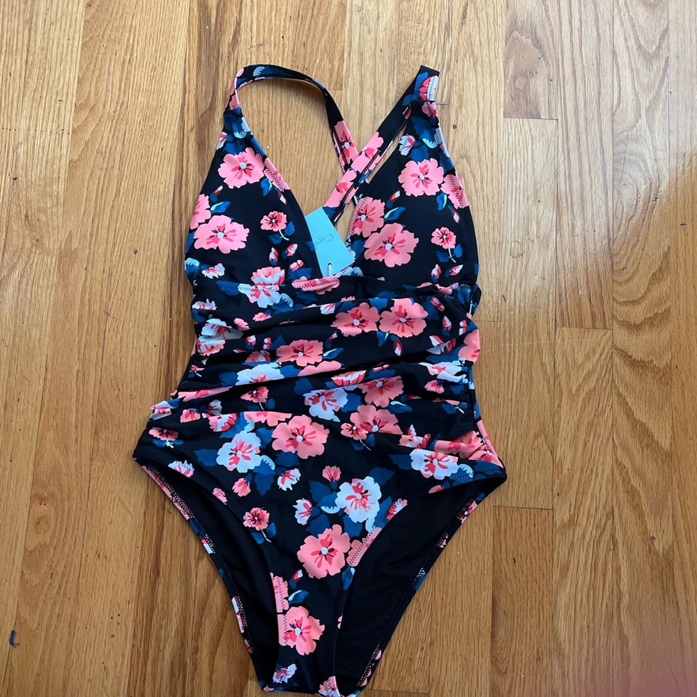Cupshe one piece size S NWT
